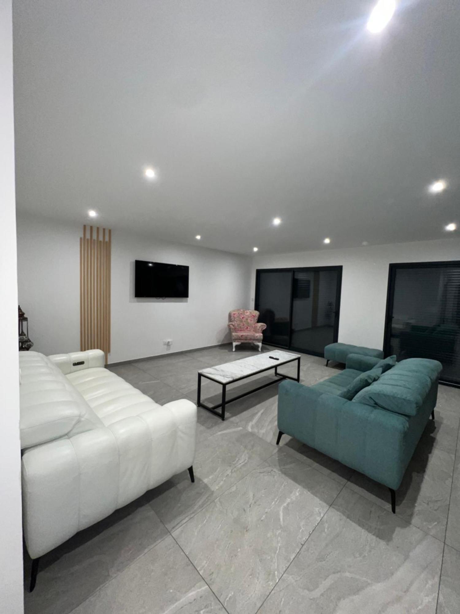 Maison Moderne Is-sur-Tille Extérieur photo